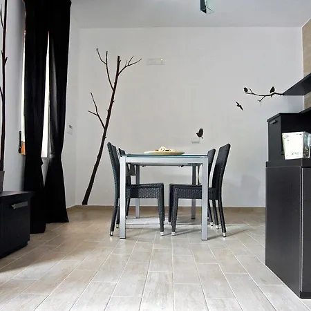 Apart-hotel Instile 4*