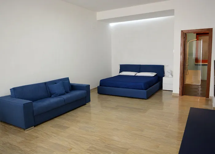 מלון דירות Instile 4*