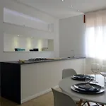 Instile Apartahotel 4*